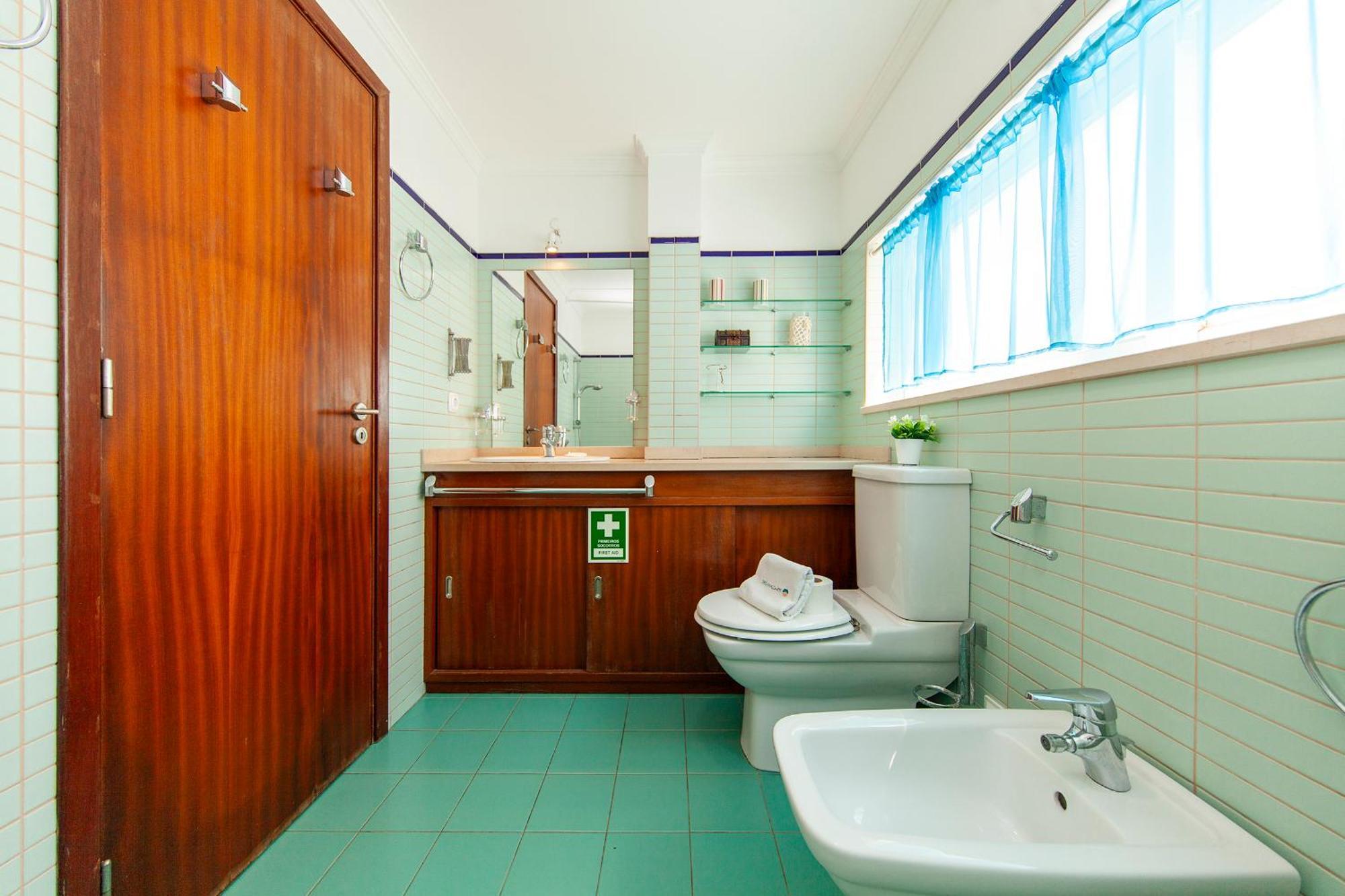 B28 - Stylish Typical House Villa Lagos Exterior photo